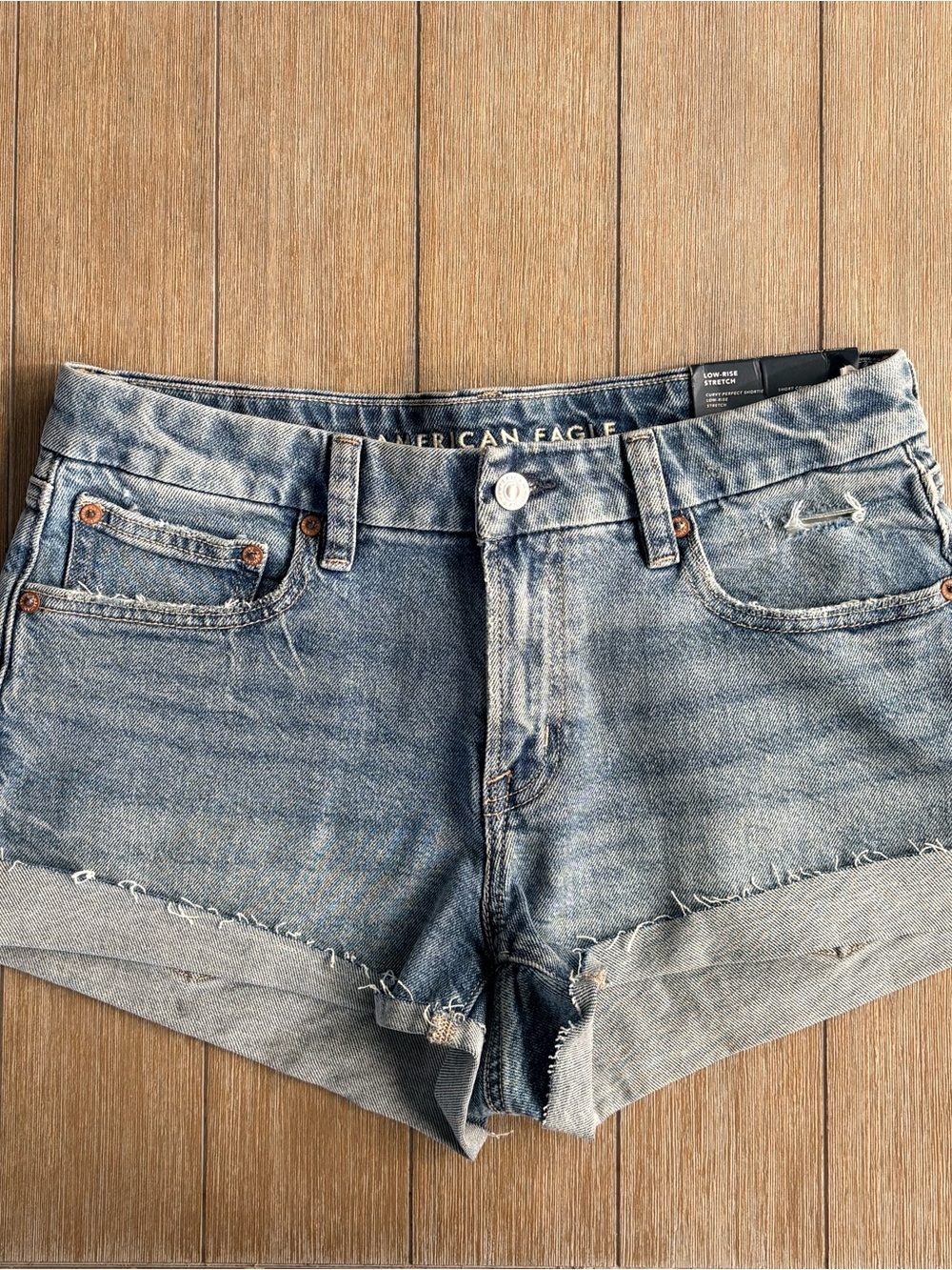 ✨American Eagle Outfitters Light Blue Denim Cutoff Shorts✨